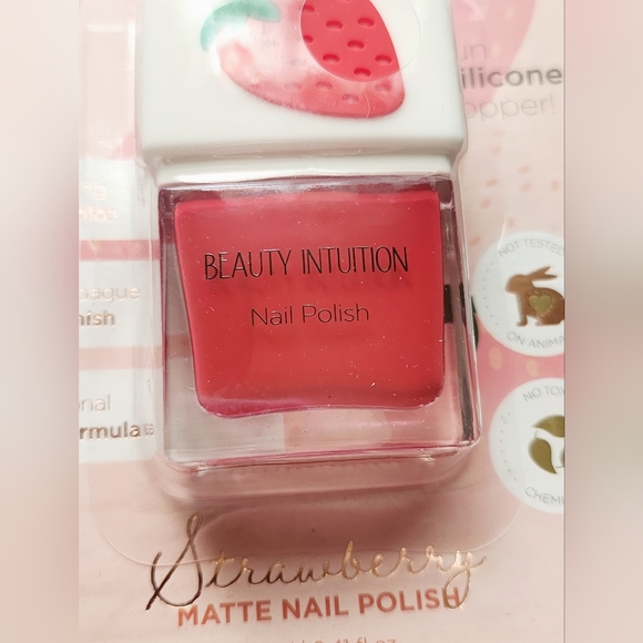 NWT BEAUTY INTUITION STRAWBERRY 🍓 MATTE! - Picture 3 of 9